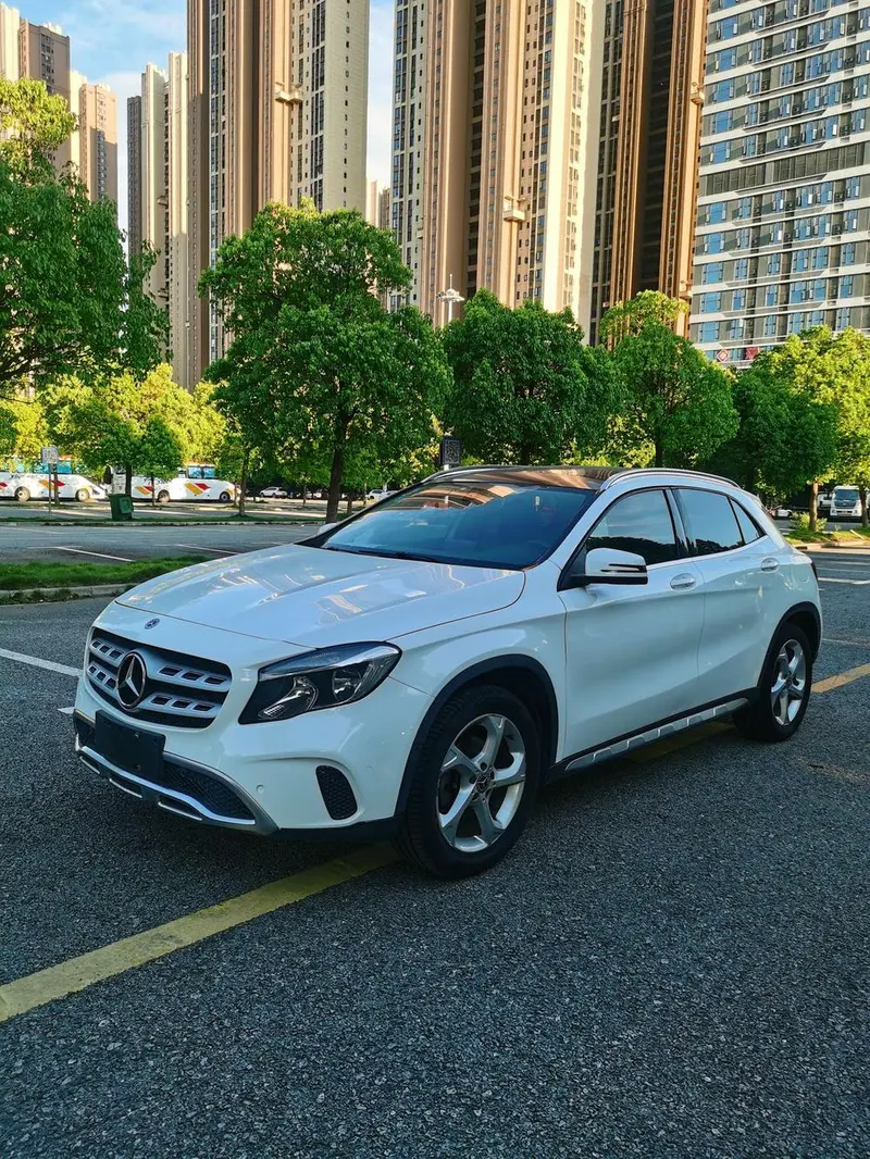 Mercedes-Benz GLA GLA 200 Fashion Version, 2018 — фото 1