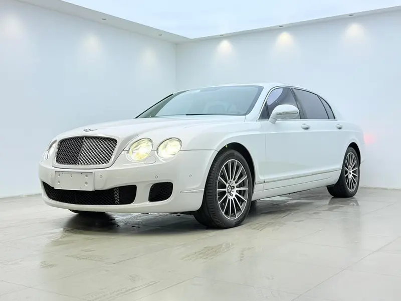 Bentley Flying Spur, 2012