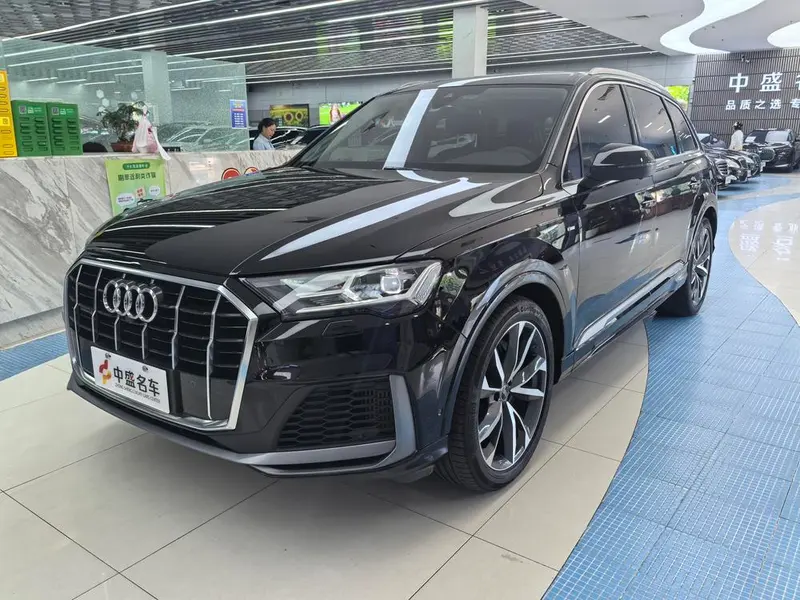 Audi Q7 55 TFSI quattro S line Sport Version, 2023 — фото 1