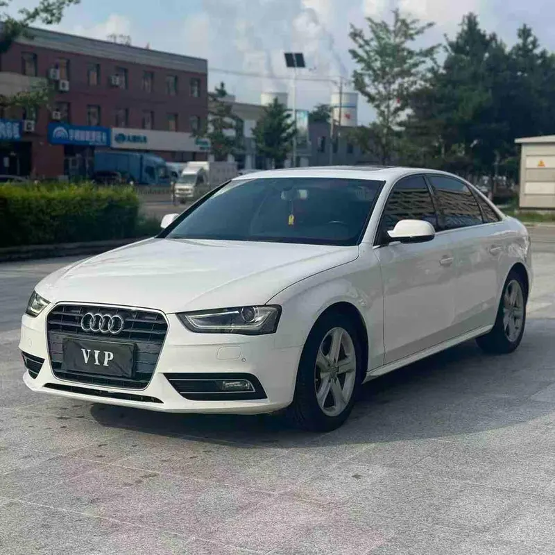 Audi A4L 35 TFSI Auto Standard Version, 2015 — фото 1