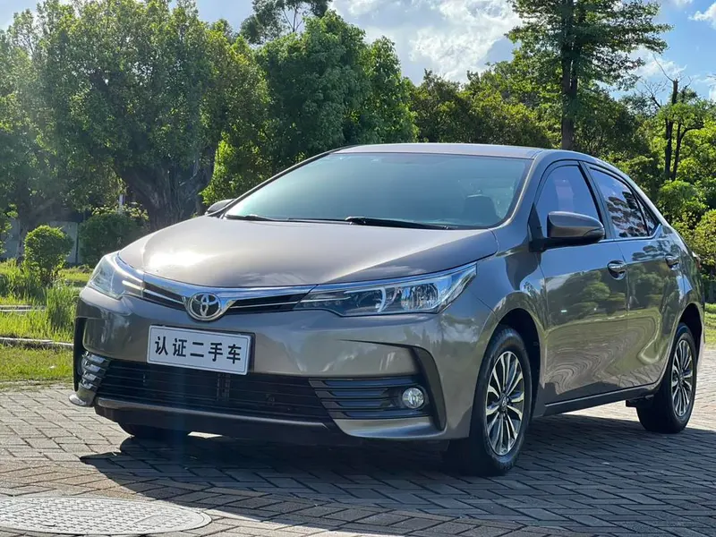 Toyota Corolla 1.2T S-CVT GL Smart Edition CN6, 2018 — фото 1