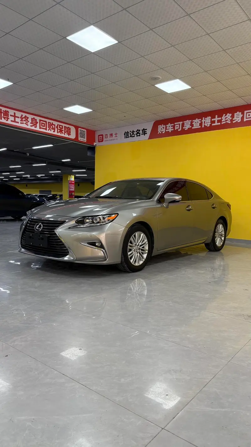 Lexus ES 200 30 Anniversary Edition, 2017 — фото 1