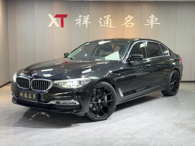 BMW 5-Series, 2018