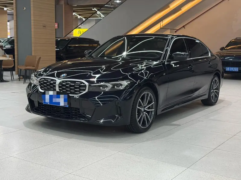 BMW 3-Series, 2023