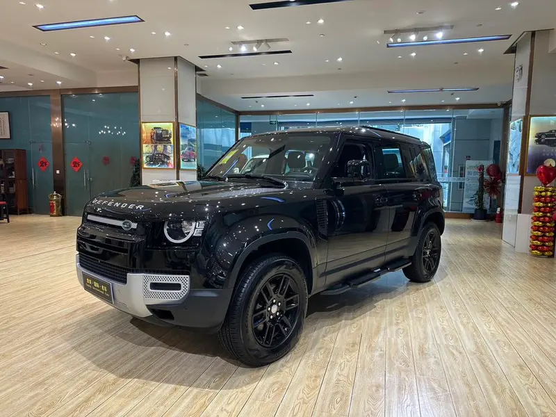 Land Rover Defender 3.0T Auto 4WD 5 Seater Parallel Import, 2025 — фото 1