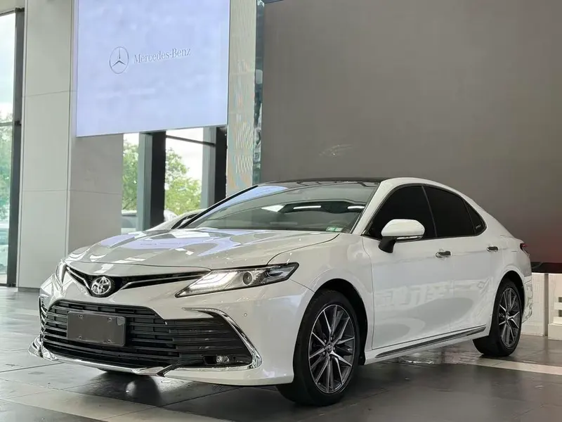Toyota Camry, 2023