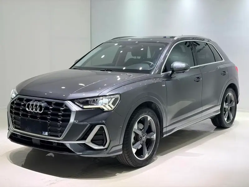 Audi Q3 35 TFSI Fashion Version, 2023 — фото 1