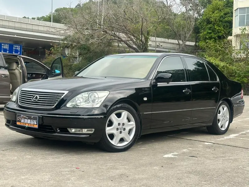 Lexus LS, 2004