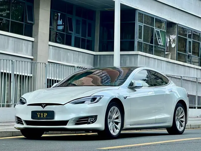 Tesla Model S, 2017
