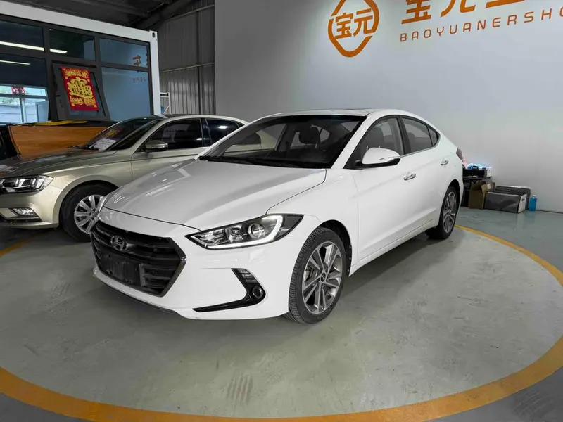 Hyundai Elantra Lingdong 1.6L Auto Stylish · Flagship Version, 2016 — фото 1