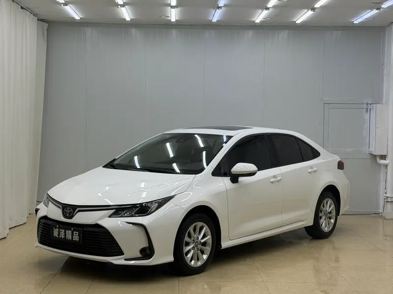 Toyota Corolla 1.2T S-CVT Elite PLUS Edition, 2021 — фото 1