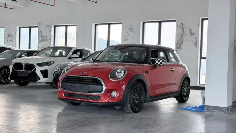 MINI MINI 1.5T ONE PLUS, 2018 — фото 1