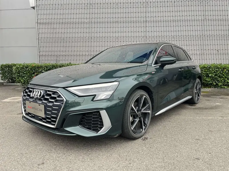 Audi A3 Sportback 35 TFSI Fashion Sport Version, 2023 — фото 1