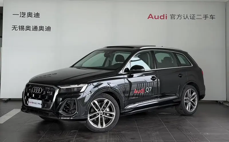 Audi Q7 55 TFSI quattro S line Sport Version, 2025 — фото 1
