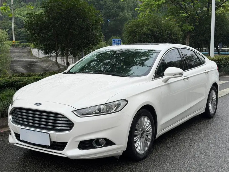 Ford Mondeo, 2013
