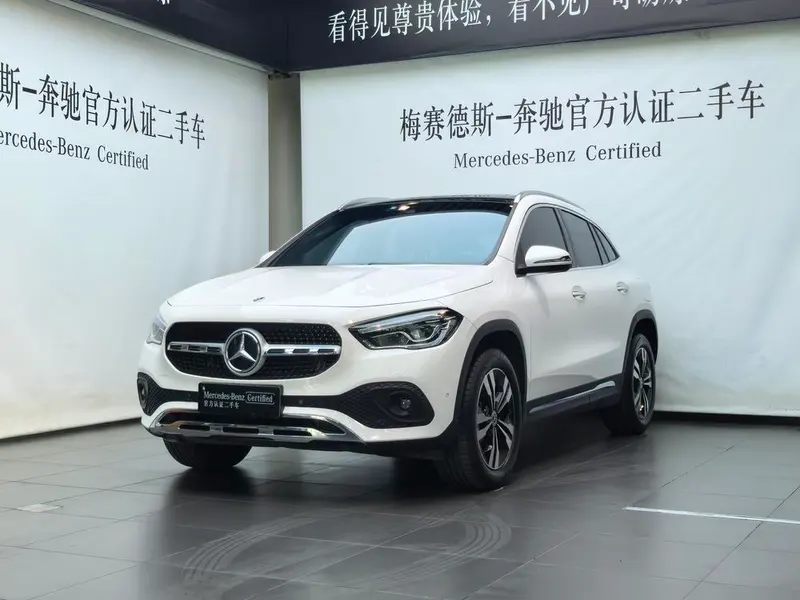 Mercedes-Benz GLA GLA 220, 2023 — фото 1