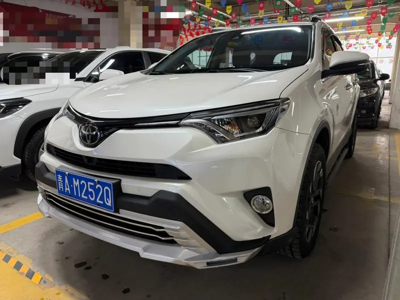Toyota RAV4 2.5L Auto 4WD Elite i Edition, 2018 — фото 1