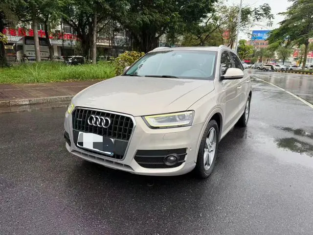 Audi Q3 35 TFSI quattro Luxury Version, 2013 — фото 1