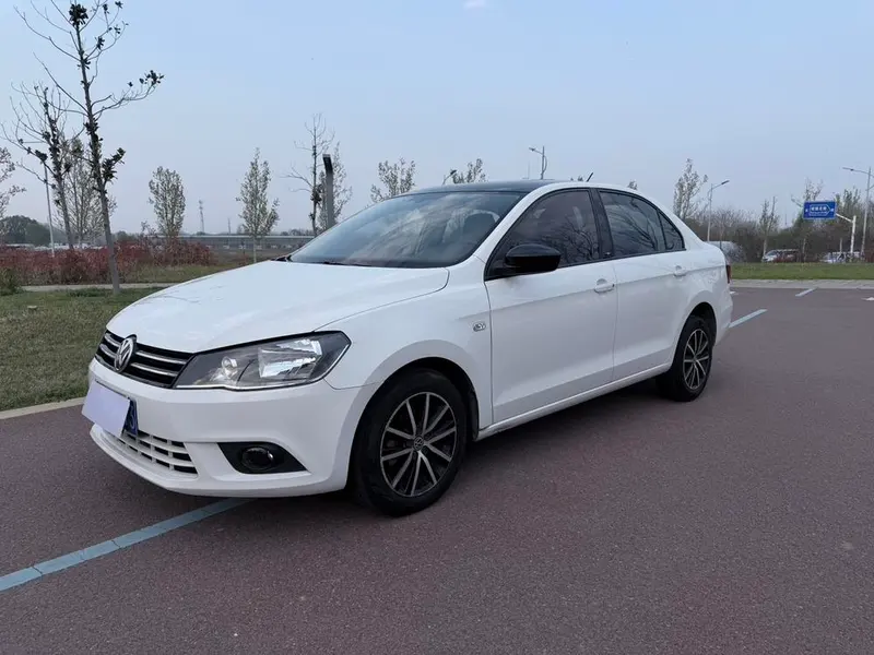 Volkswagen Jetta, 2016