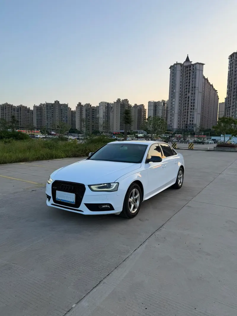 Audi A4L 35 TFSI Auto Standard Version, 2015 — фото 1