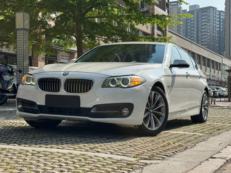 BMW 5-Series, 2017