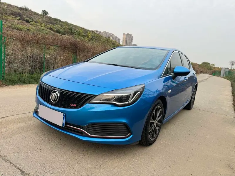 Buick Verano Hatchback GS 20T Dual Clutch Sport Version, 2016 — фото 1