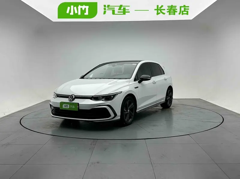 Volkswagen Golf, 2021