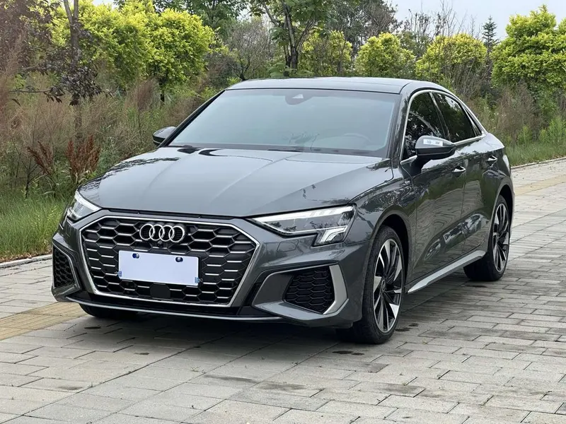 Audi A3 Facelift A3L Limousine 35 TFSI Fashion Sport Version, 2023 — фото 1