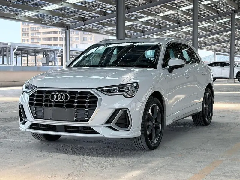 Audi Q3 35 TFSI Fashion Version, 2022 — фото 1