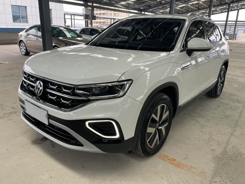 Volkswagen Tayron 280TSI 2WD Luxury Plus Edition, 2023 — фото 1