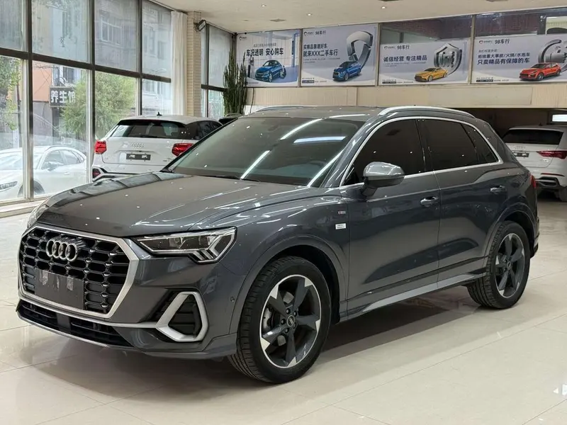 Audi Q3 35 TFSI Fashion Version, 2023 — фото 1
