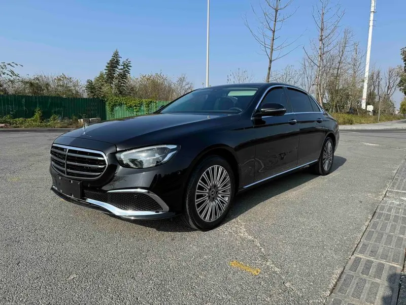 Mercedes-Benz E-Class Facelift E 300 L Luxury Version, 2022 — фото 1