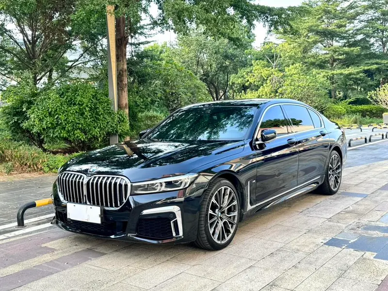 BMW 7-Series, 2019