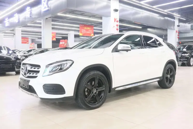 Mercedes-Benz GLA GLA 200 Fashion Version, 2019 — фото 1