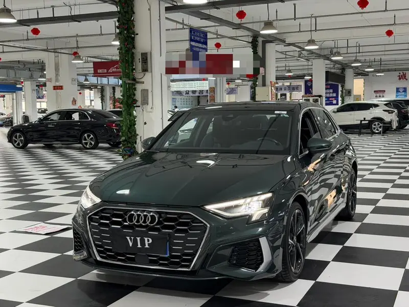 Audi A3 Facelift Sportback 35 TFSI Fashion Sport Version, 2023 — фото 1