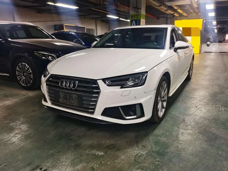 Audi A4L 40 TFSI Fashion Version CN5, 2019 — фото 1