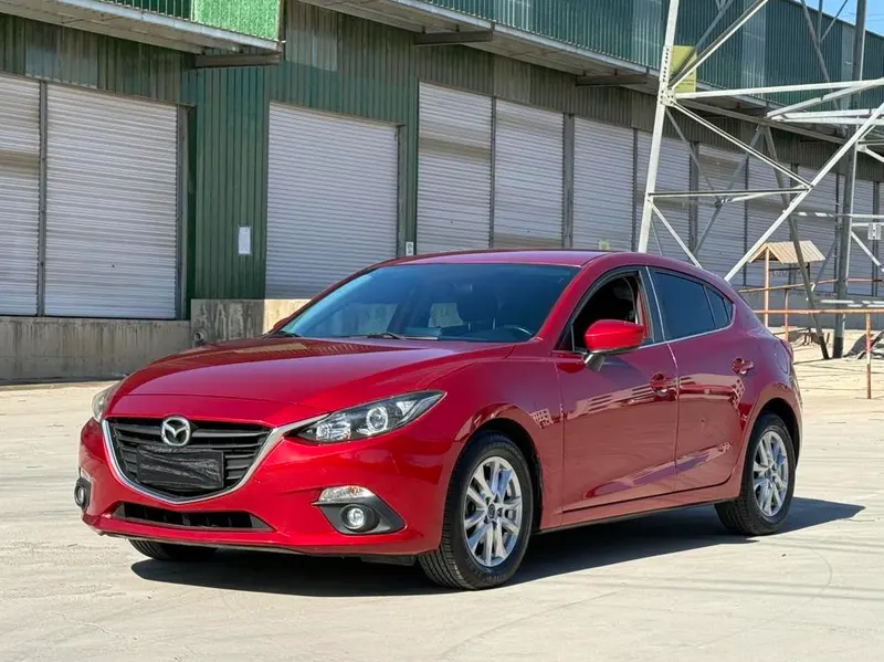 Mazda 3 Axela, 2016