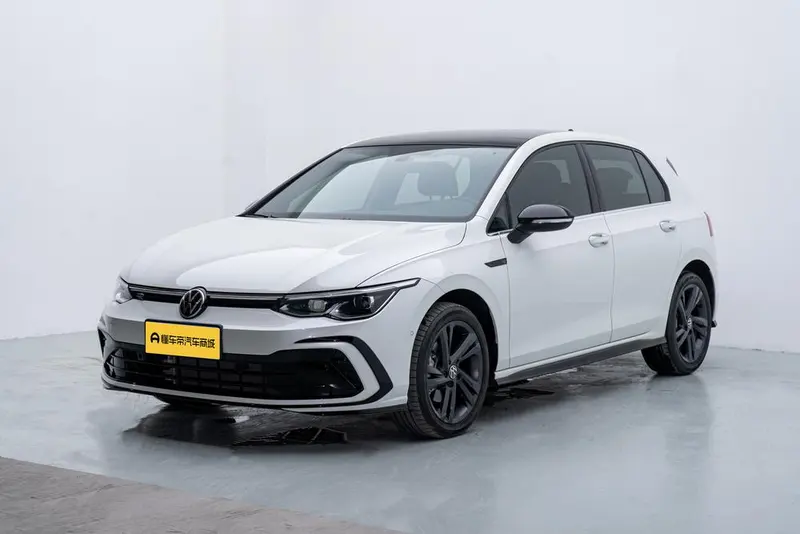 Volkswagen Golf, 2023