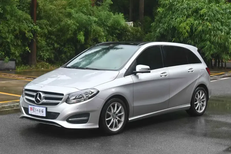 Mercedes-Benz B-Class, 2015