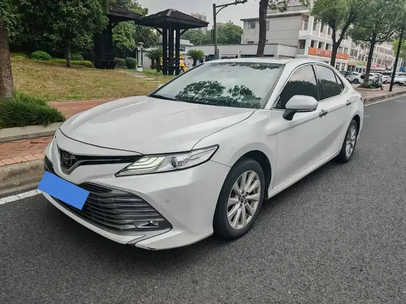Toyota Camry, 2019