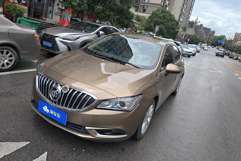 Buick Verano Sedan 15S Auto Leading Version, 2017 — фото 1