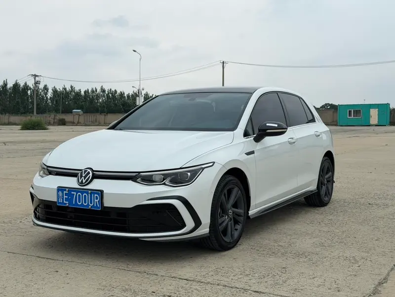 Volkswagen Golf, 2021