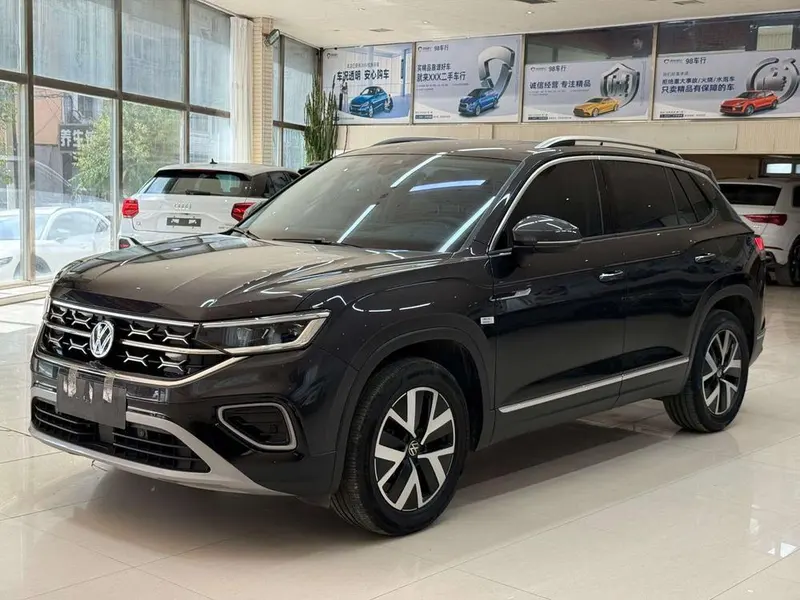Volkswagen Tayron 280TSI 2WD Luxury Plus Edition, 2023 — фото 1