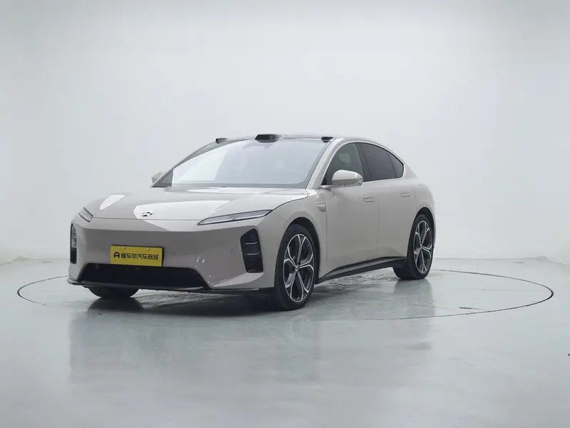 NIO ET5, 2025