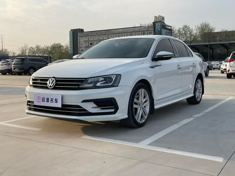 Volkswagen Sagitar, 2018