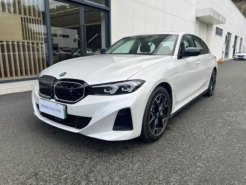 BMW i3, 2023