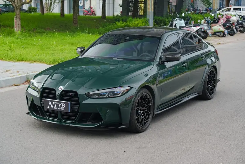 BMW M3, 2023