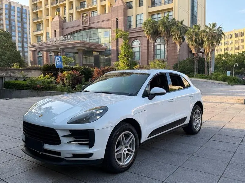 Porsche Macan, 2018