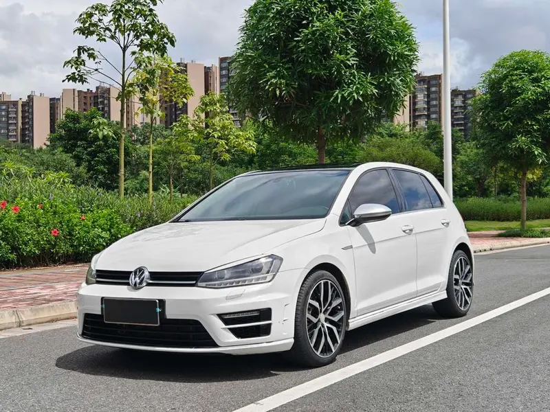 Volkswagen Golf, 2015