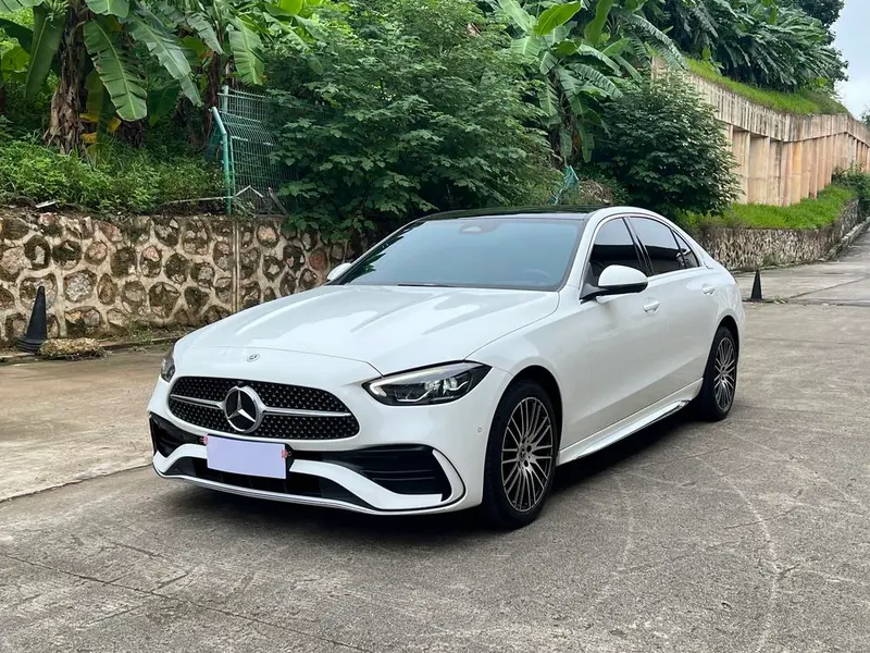 Mercedes-Benz C-Class, 2024